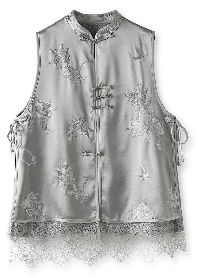 Elegantly Styled Coat for Everyday Wear