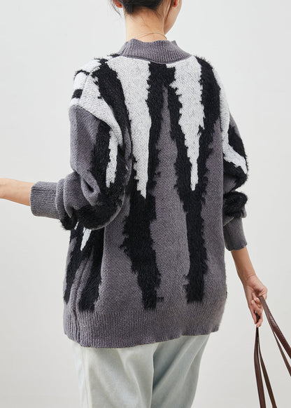 Effortlessly Elegant Pullover with a Timeless Design