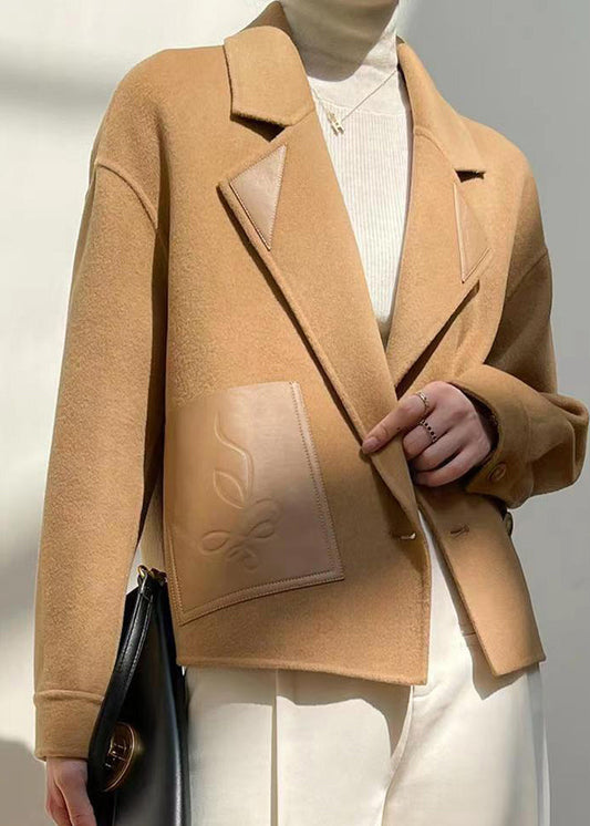 Well Tailored Coat with a Graceful Silhouette
