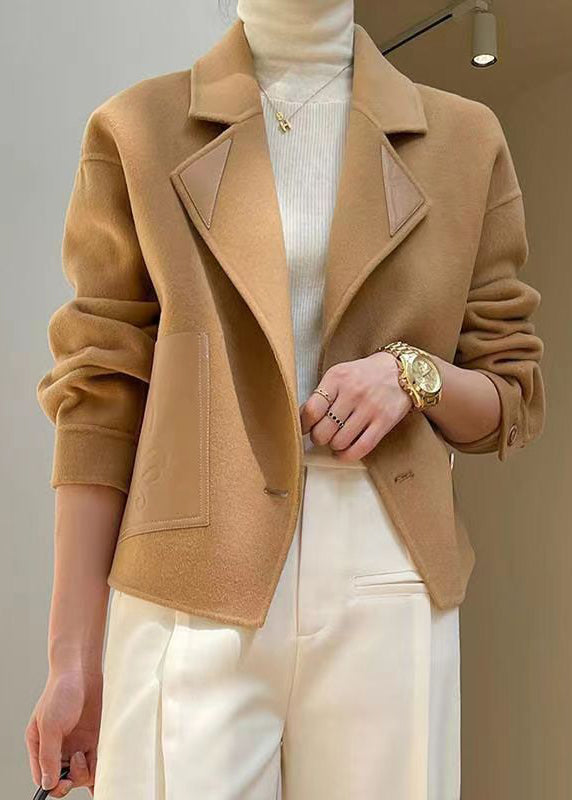 Well Tailored Coat with a Graceful Silhouette