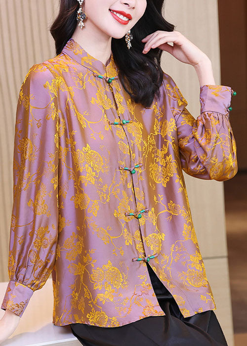 Classic Vintage Shirt with a Flattering Fit