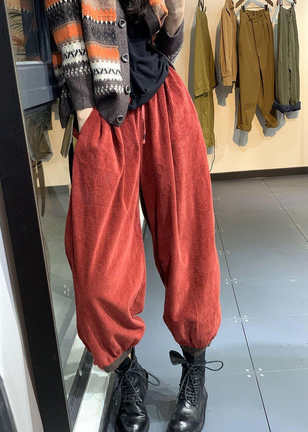 Well Tailored Pants with a Graceful Silhouette