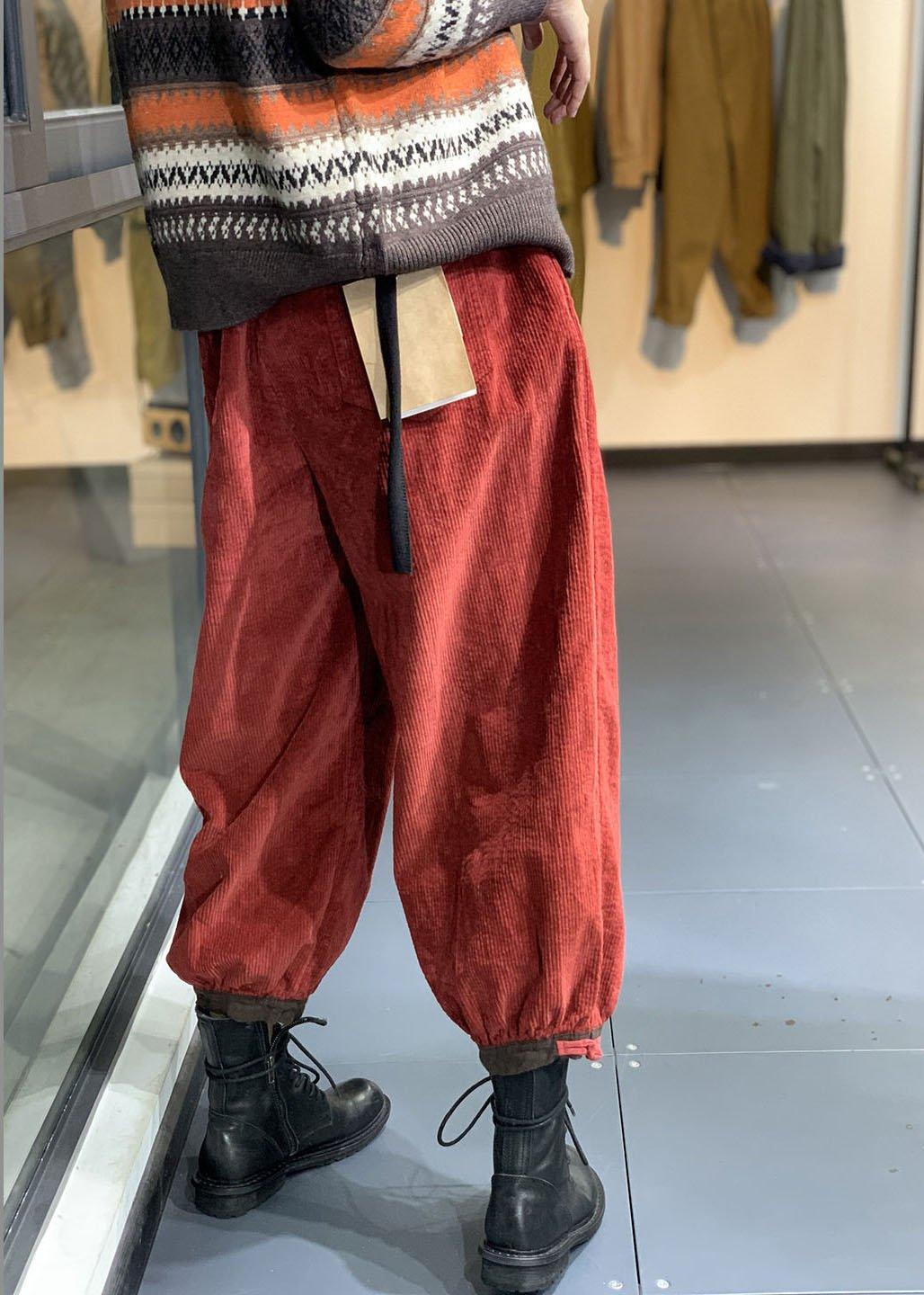 Well Tailored Pants with a Graceful Silhouette
