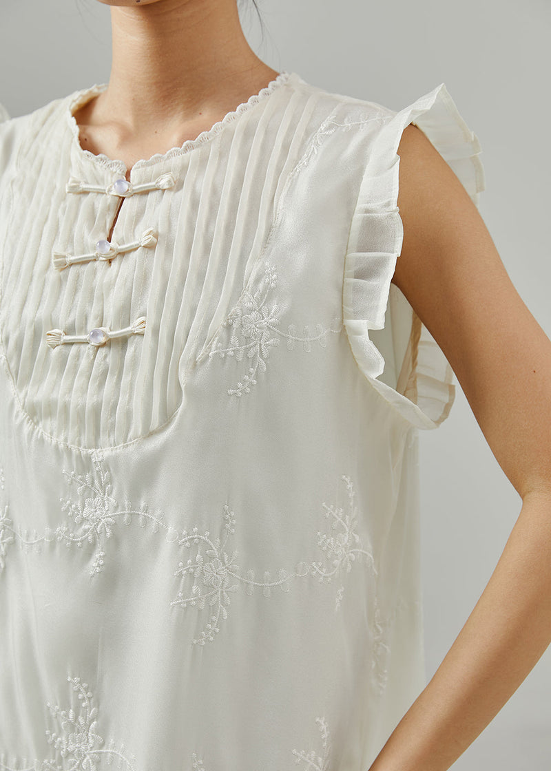 A Vintage Style Dress with Delicate Timeless Details