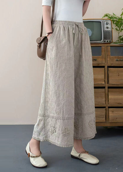 Well Tailored Trousers with a Graceful Silhouette