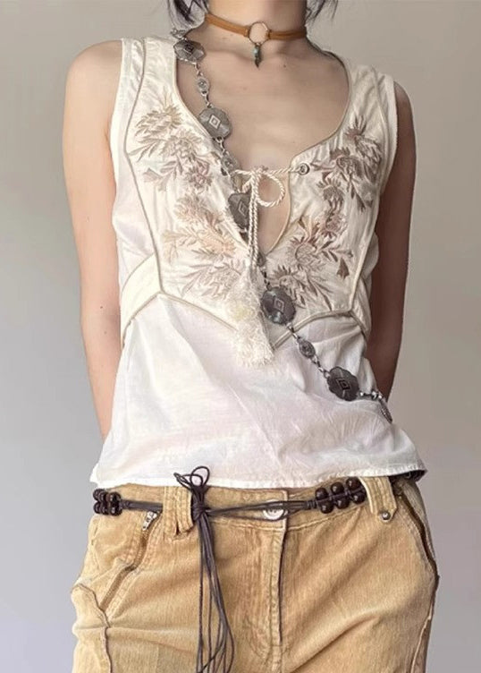 Sophisticated Garment with a Clean Classic Look