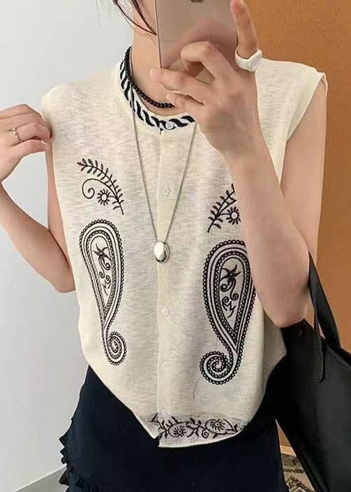 Beautifully Finished Garment in a Timeless Design