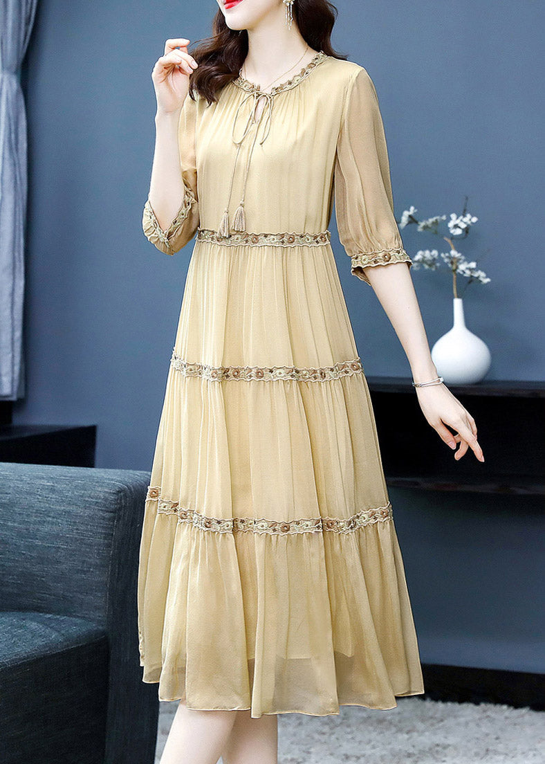 Gracefully Styled Dress for Any Occasion