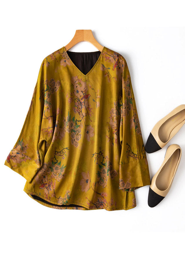 Classic Vintage Top with a Flattering Fit