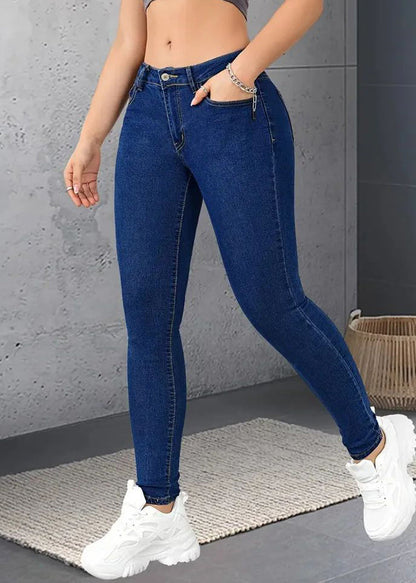 Beautifully Finished Pants in a Timeless Design