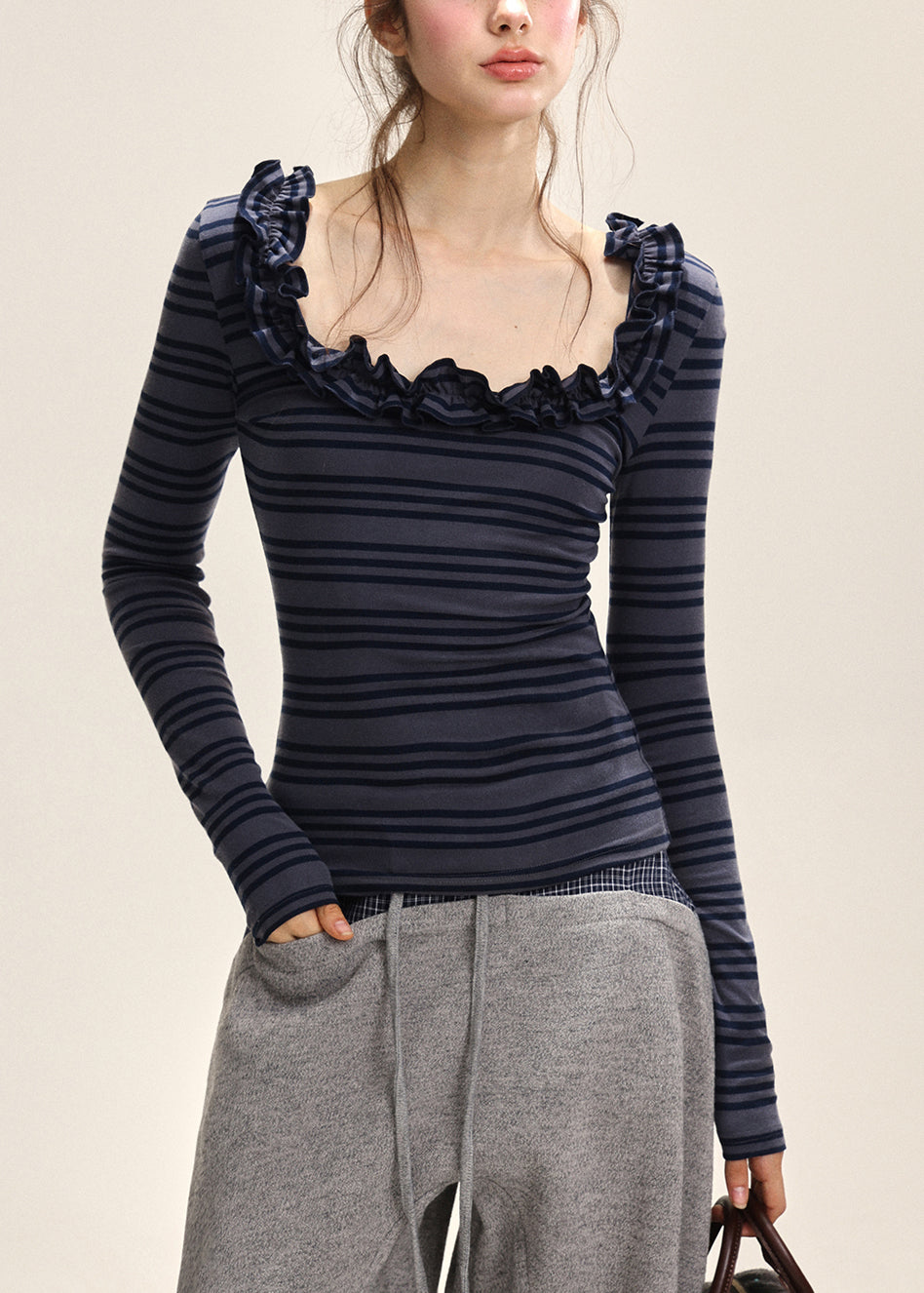 Well Tailored Shirt with a Graceful Silhouette