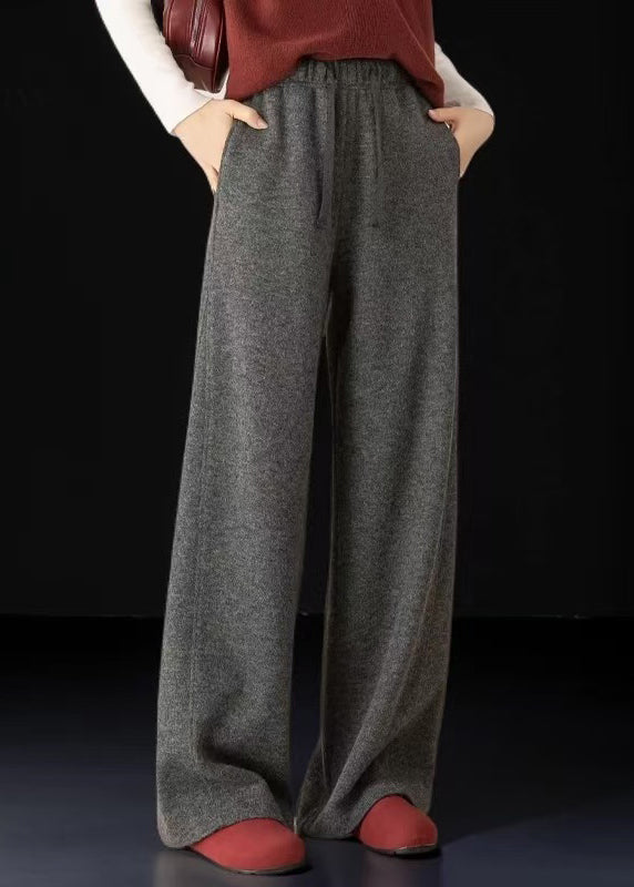 Classic Vintage Pants with a Flattering Fit