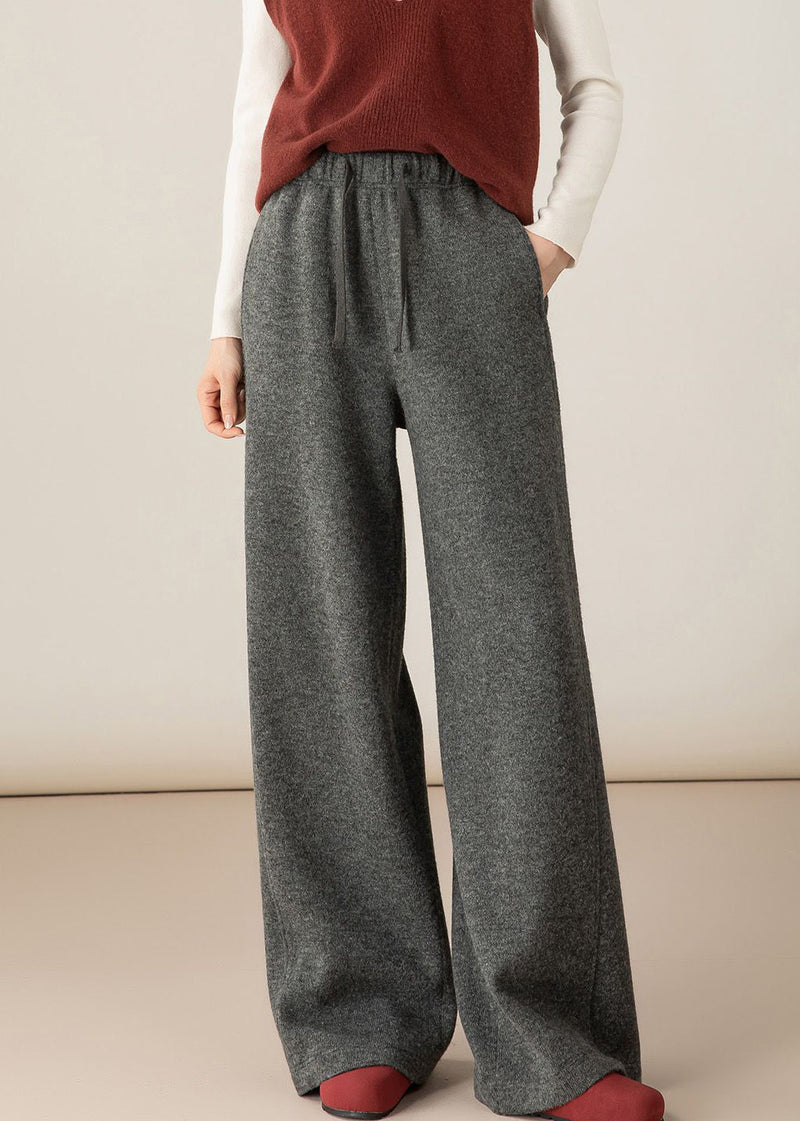 Classic Vintage Pants with a Flattering Fit
