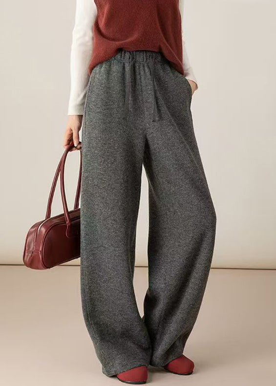 Classic Vintage Pants with a Flattering Fit