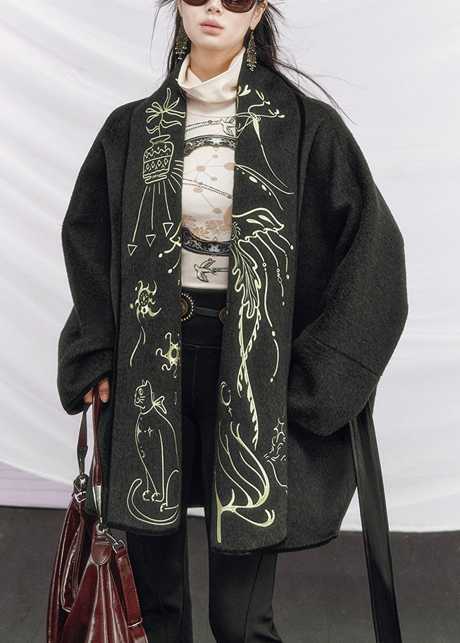 Effortlessly Elegant Coat with a Timeless Design
