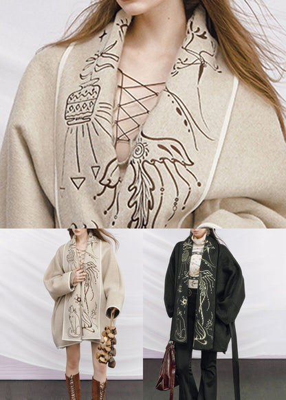 Effortlessly Elegant Coat with a Timeless Design
