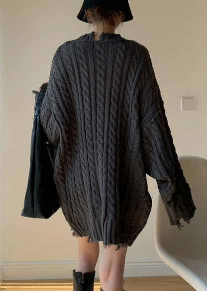 Classic Vintage Sweater with a Flattering Fit