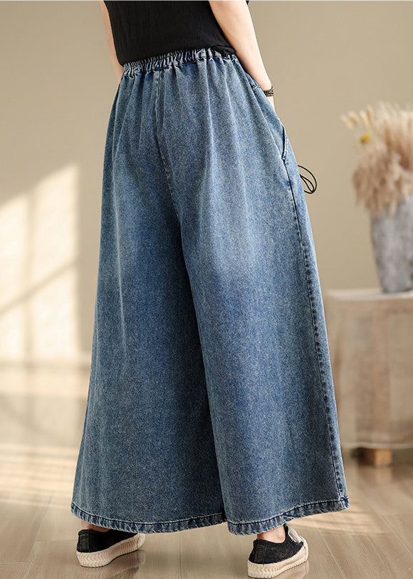 Effortlessly Elegant Pants with a Timeless Design