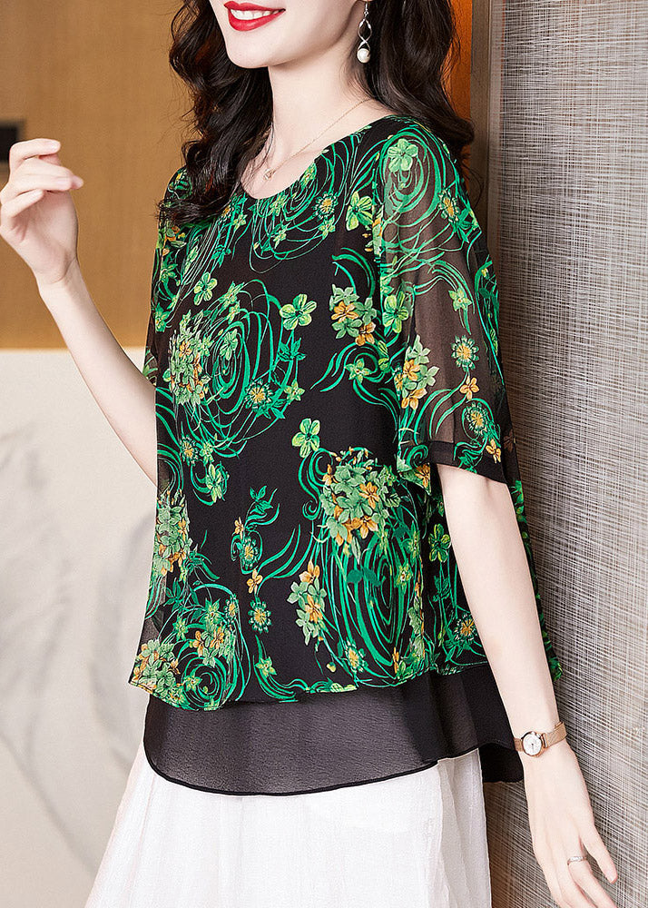 Polished Top with an Effortless Classic Look