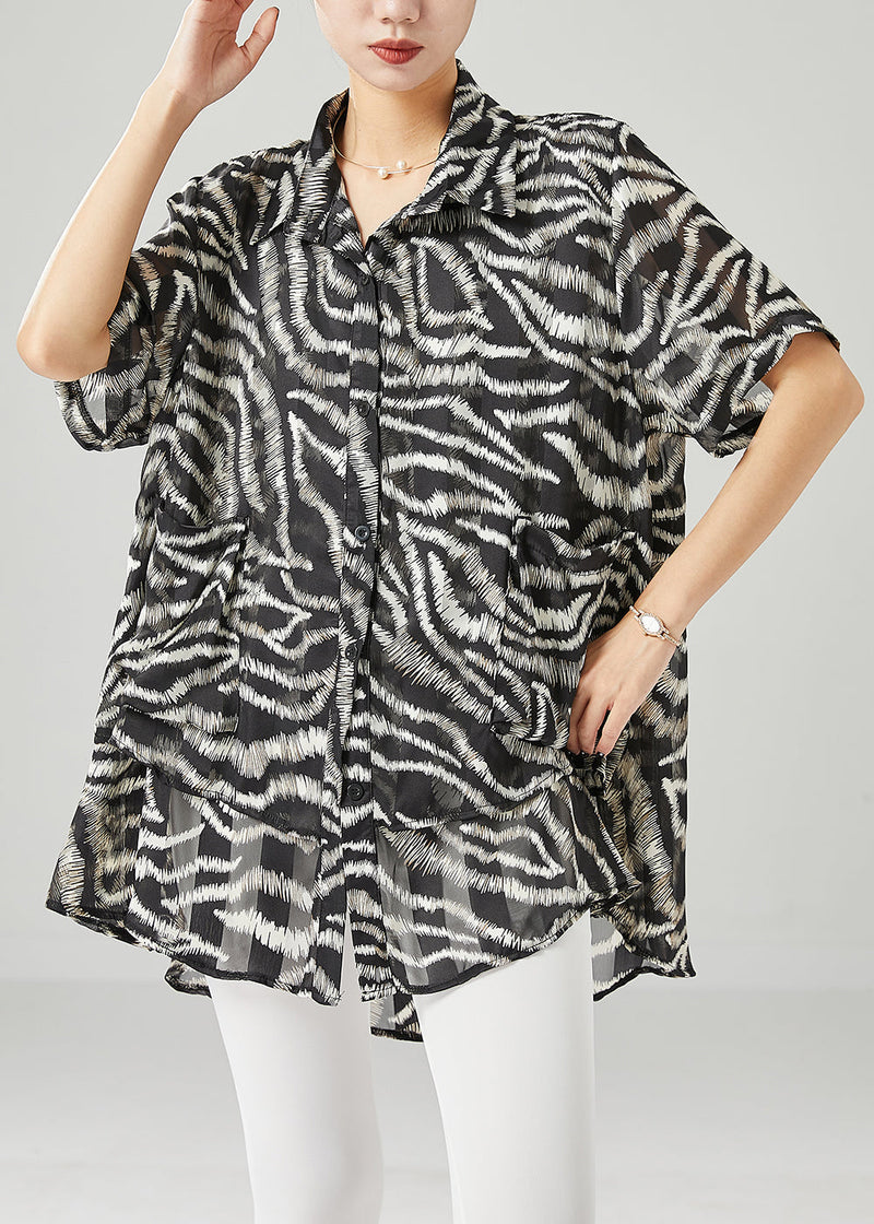 Classic Vintage Shirt with a Flattering Fit