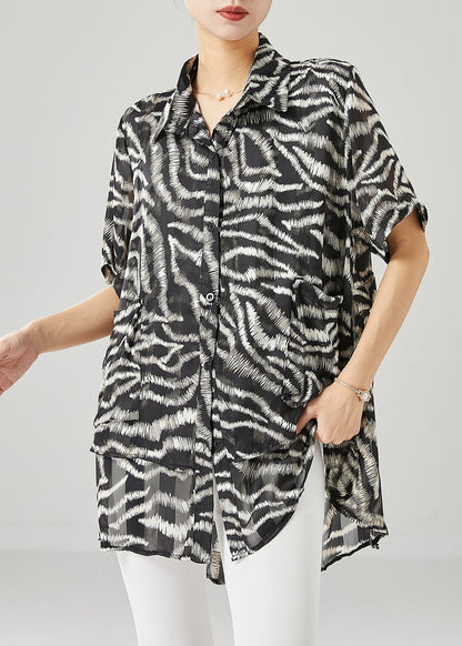 Classic Vintage Shirt with a Flattering Fit