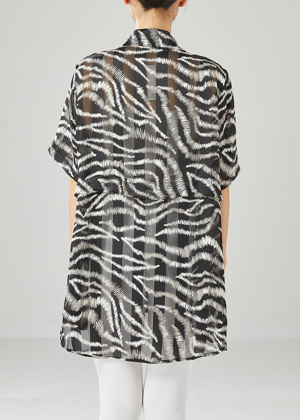 Classic Vintage Shirt with a Flattering Fit