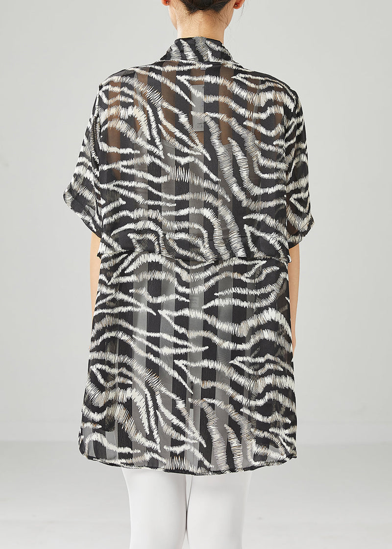 Classic Vintage Shirt with a Flattering Fit