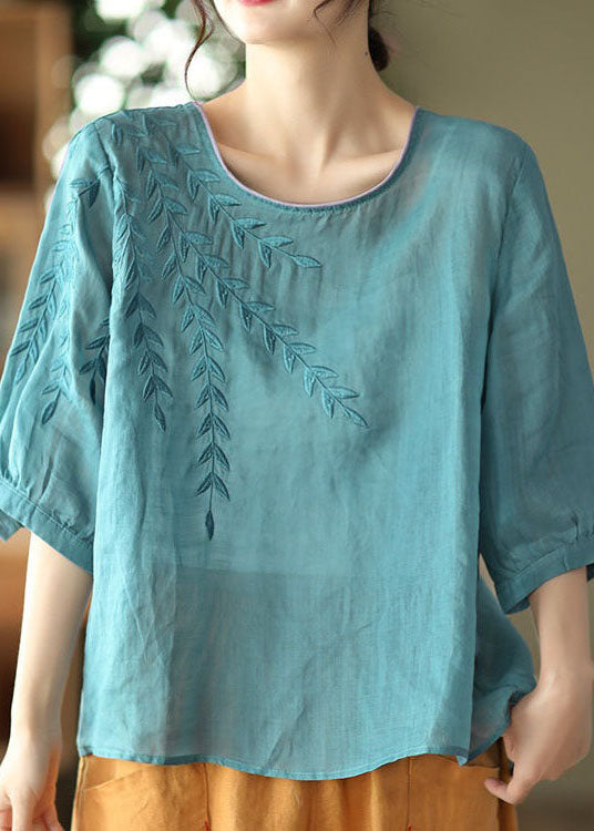 A Vintage Style Shirt with Delicate Timeless Details