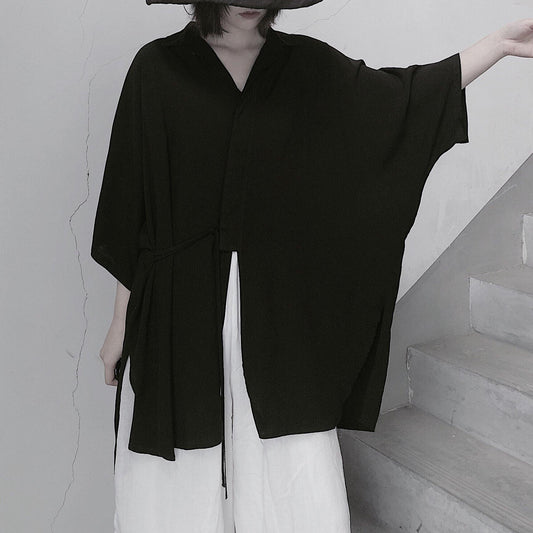 Beautifully Crafted Blouse in a Classic Style