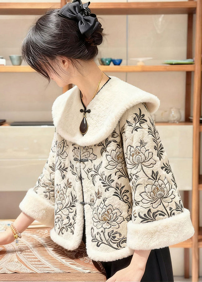 Sophisticated Coat with a Clean Classic Look