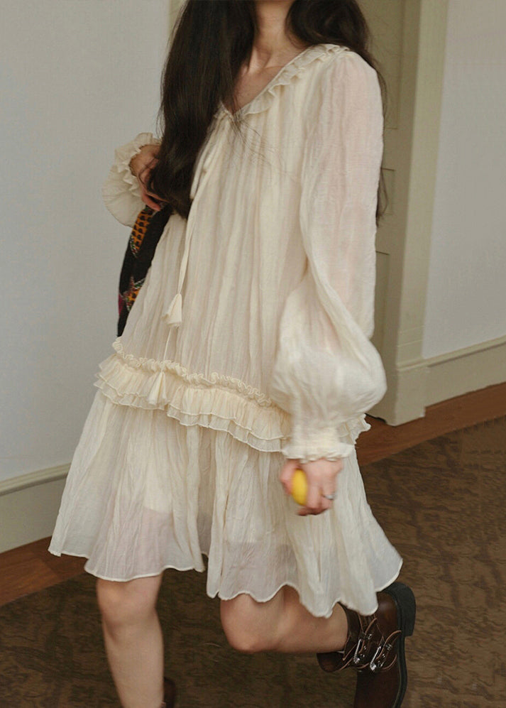 Effortlessly Elegant Dress with a Timeless Design