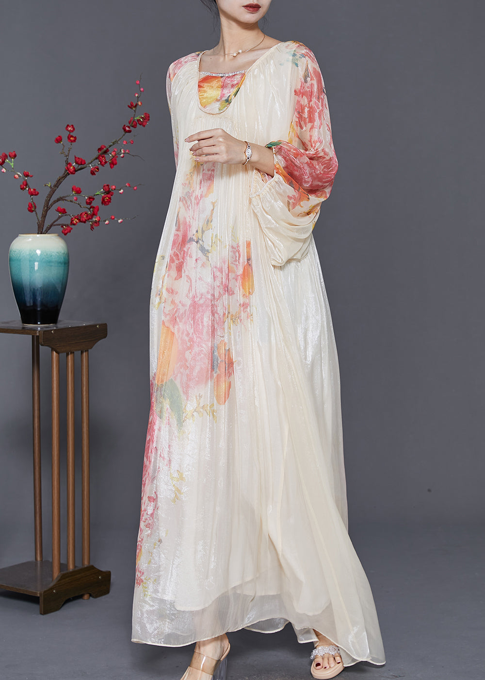 Classic Vintage & Enduringly Stylish Dress