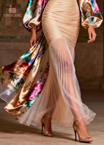 Beautifully Finished Dress in a Timeless Design