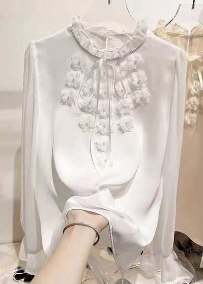 Well Tailored Shirt with a Graceful Silhouette