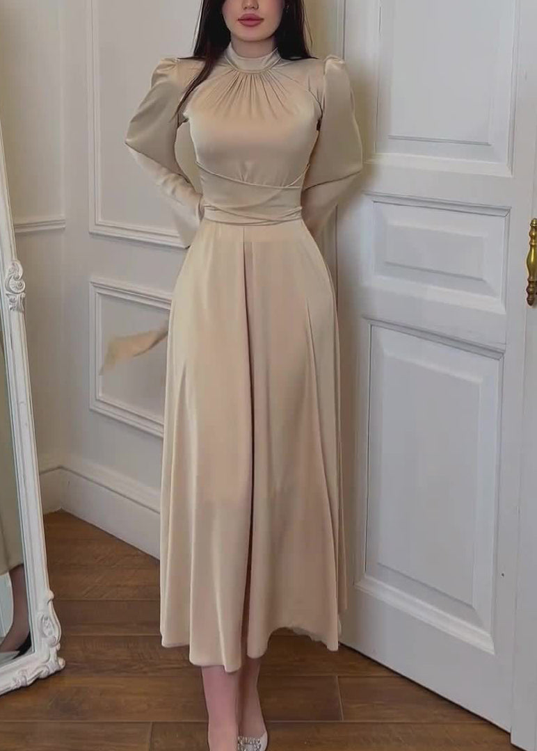 Sophisticated Dress with a Clean Classic Look