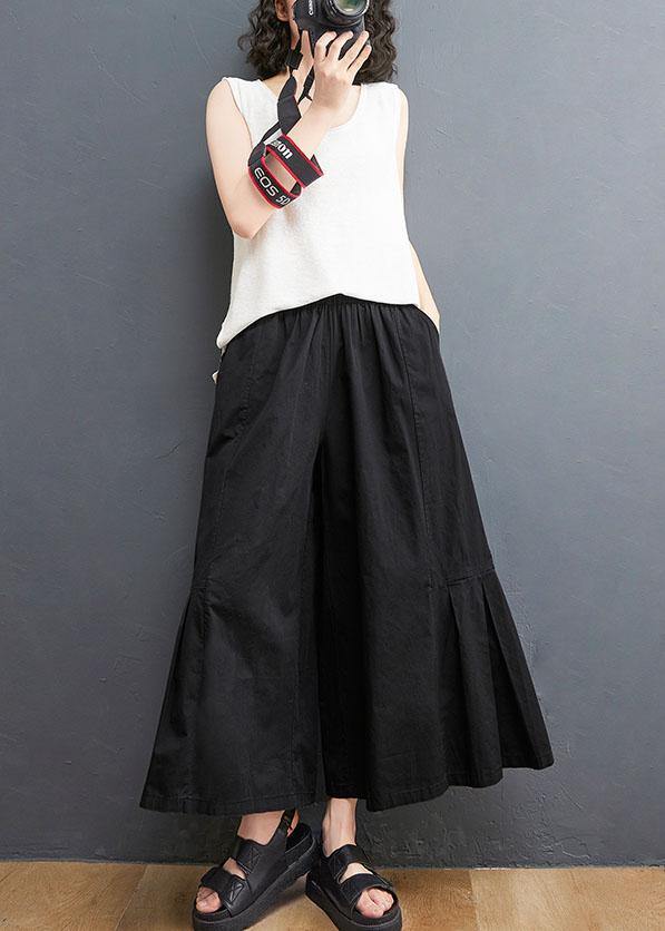 Well Tailored Trousers with a Graceful Silhouette