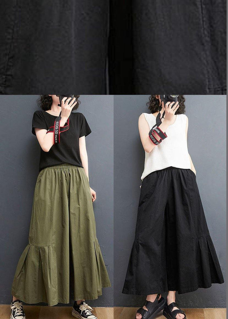 Well Tailored Trousers with a Graceful Silhouette