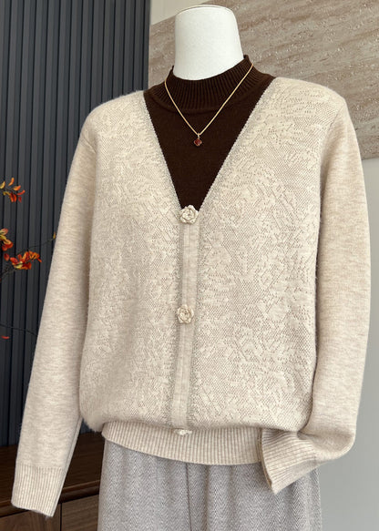 A Vintage Style Top with Delicate Timeless Details