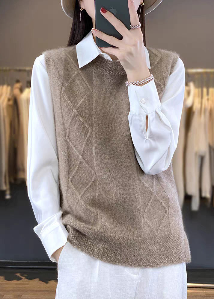 Classic Vintage Garment with a Flattering Fit