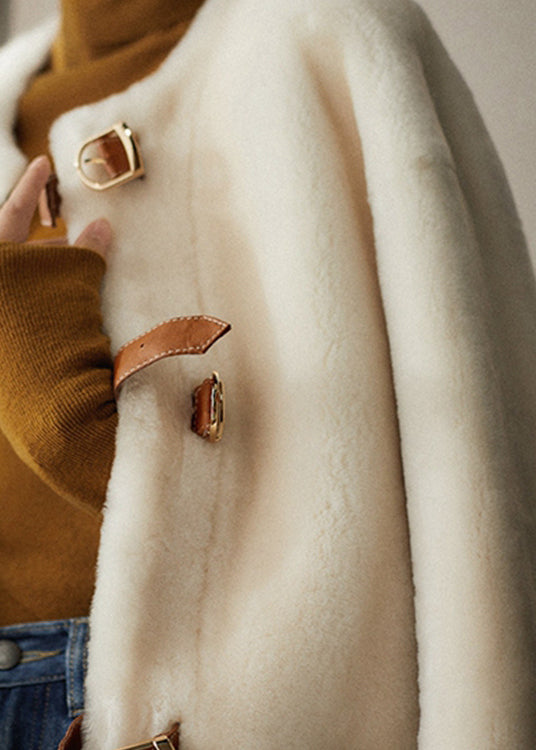 Elegantly Styled Coat for Everyday Wear