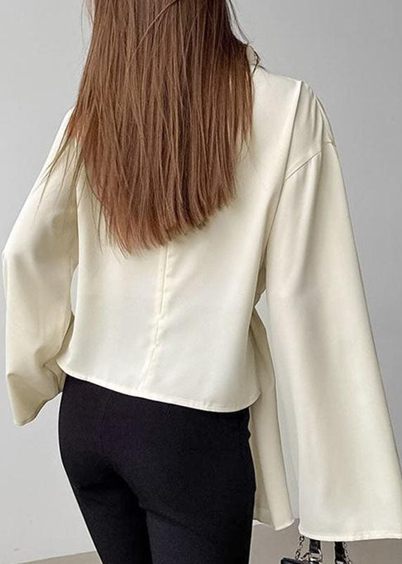 Classic Vintage Shirt with a Flattering Fit