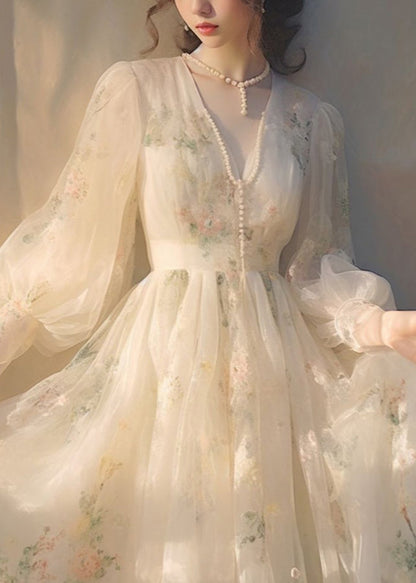 Beautifully Crafted Dress in a Classic Style
