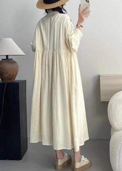 Sophisticated Dress with a Clean Classic Look