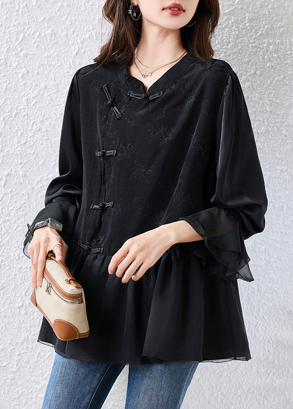 Classic Vintage Shirt with a Flattering Fit