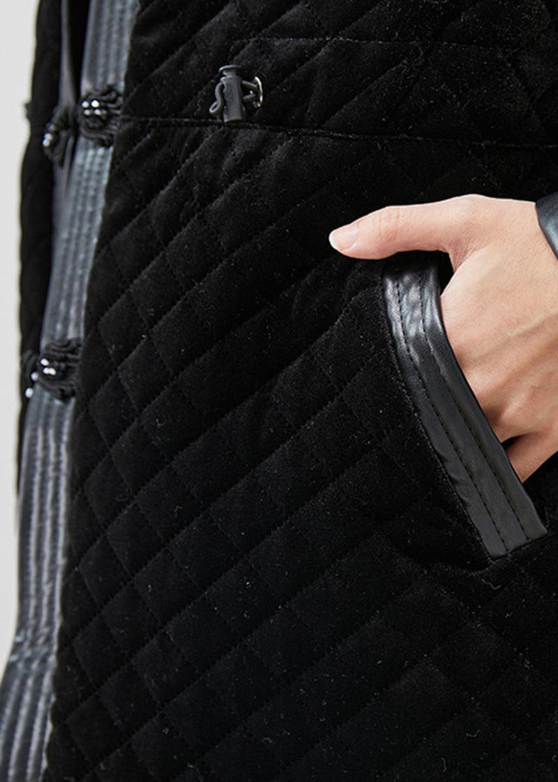 Sophisticated Coat with a Clean Classic Look