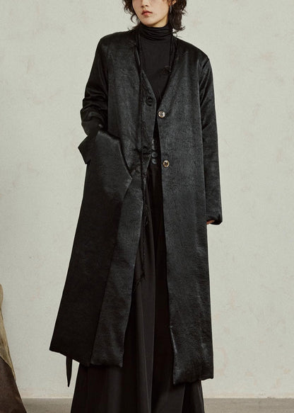 Beautifully Finished Coat in a Timeless Design