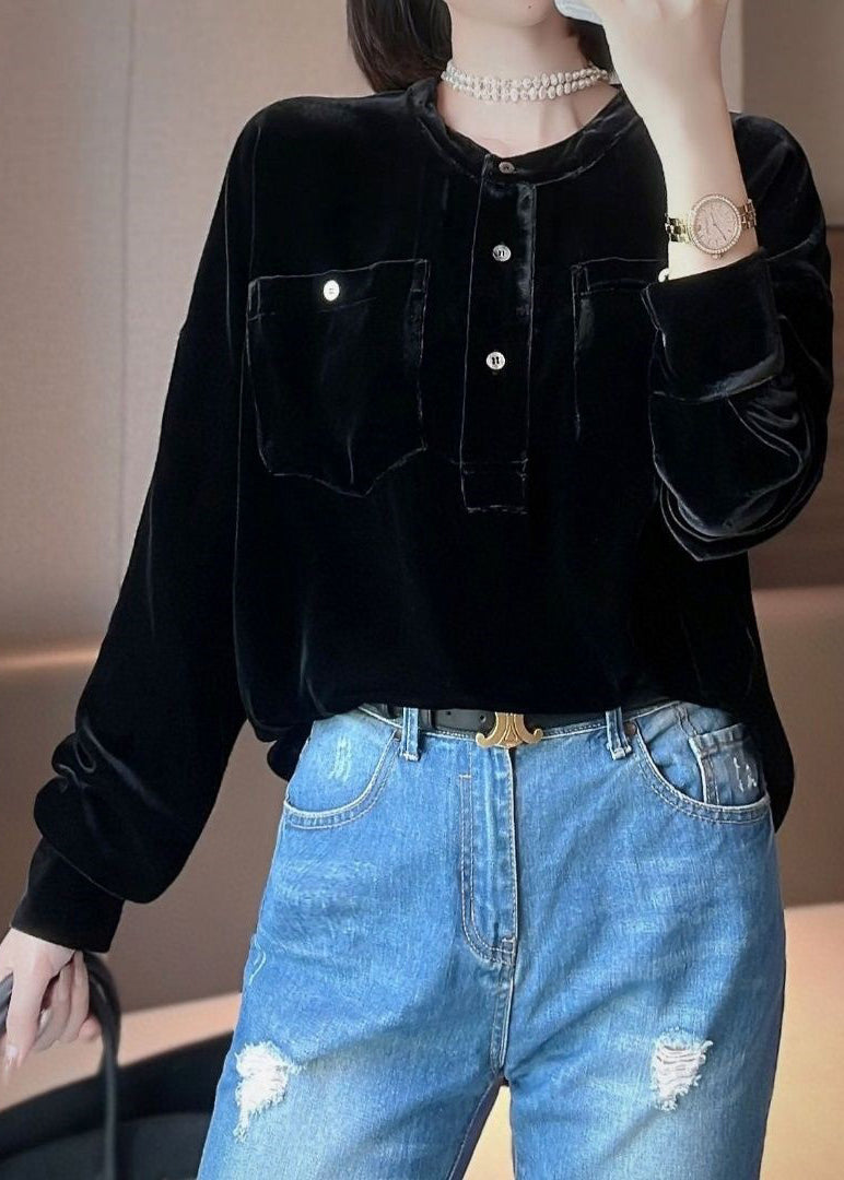 Classic Vintage Top with a Flattering Fit