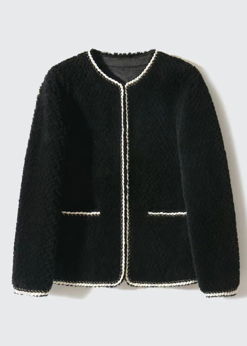 Elegantly Styled Coat for Everyday Wear