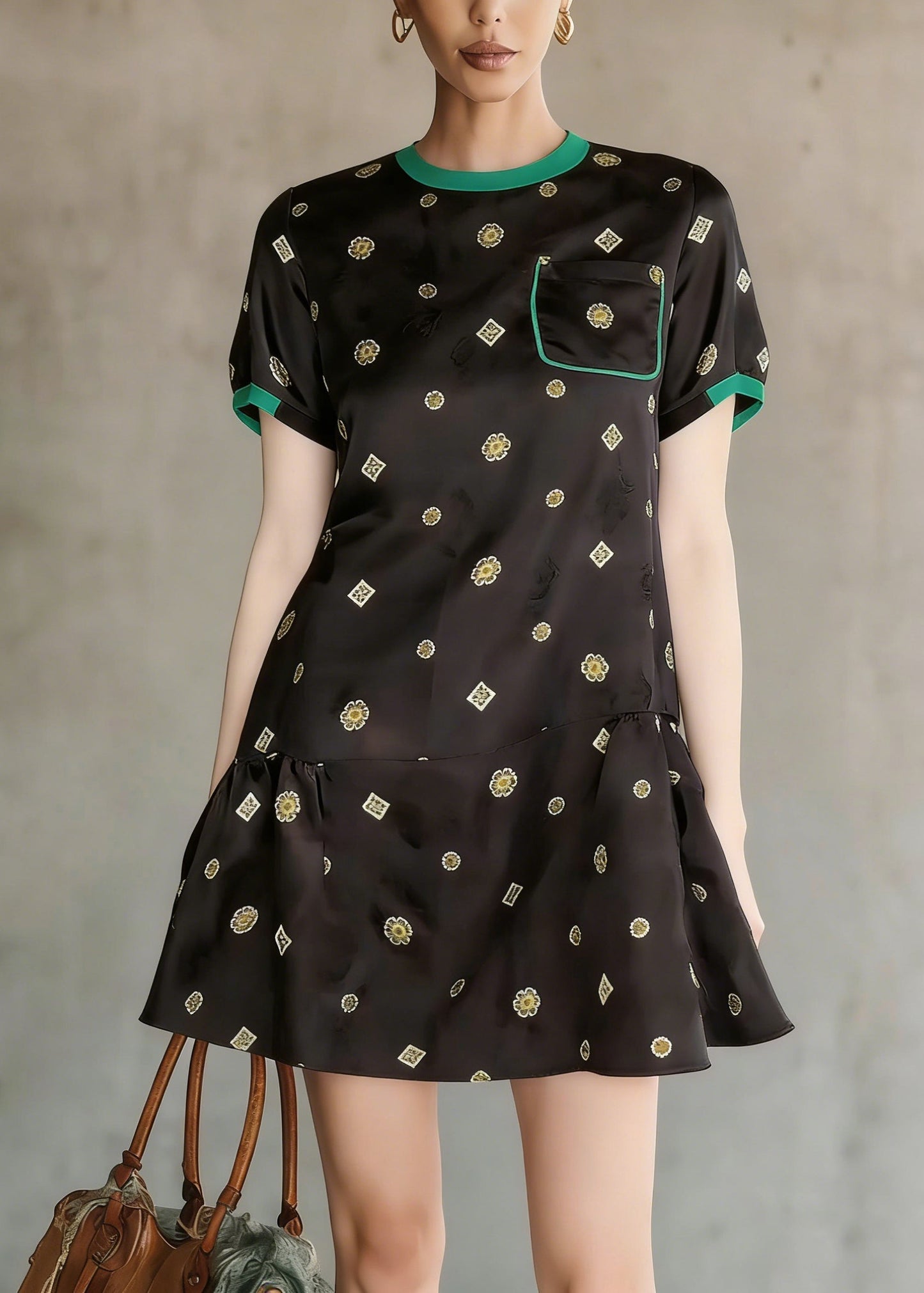 Sophisticated Dress with a Clean Classic Look