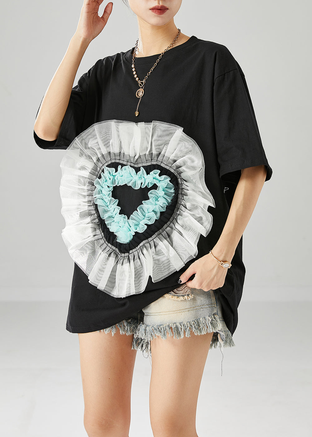Beautifully Finished Top in a Timeless Design